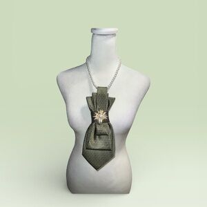 Elegant olive Green necktie Necklace with gold floral brooch